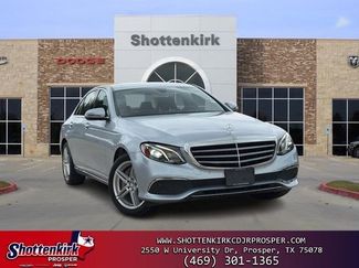 Used 2017 Mercedes-Benz E 300 4MATIC video 1