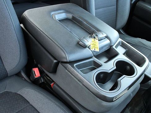 Used 2021 Chevrolet Silverado 1500 LT w/ Z71 Off-Road Package image 20