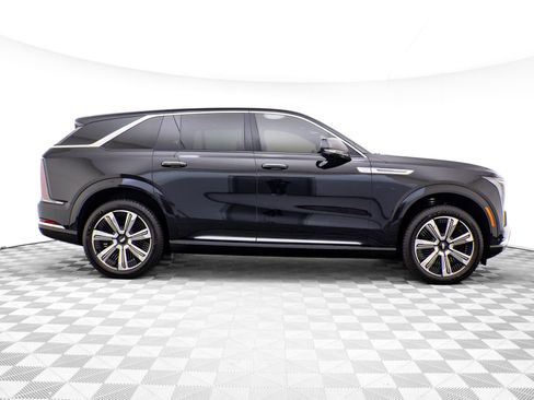 New 2025 Cadillac Escalade IQ Luxury 1 image 8