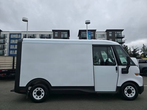 New 2025 Chevrolet Brightdrop 400 w/ Battery Pack, Max Range AWD/4WD image 6
