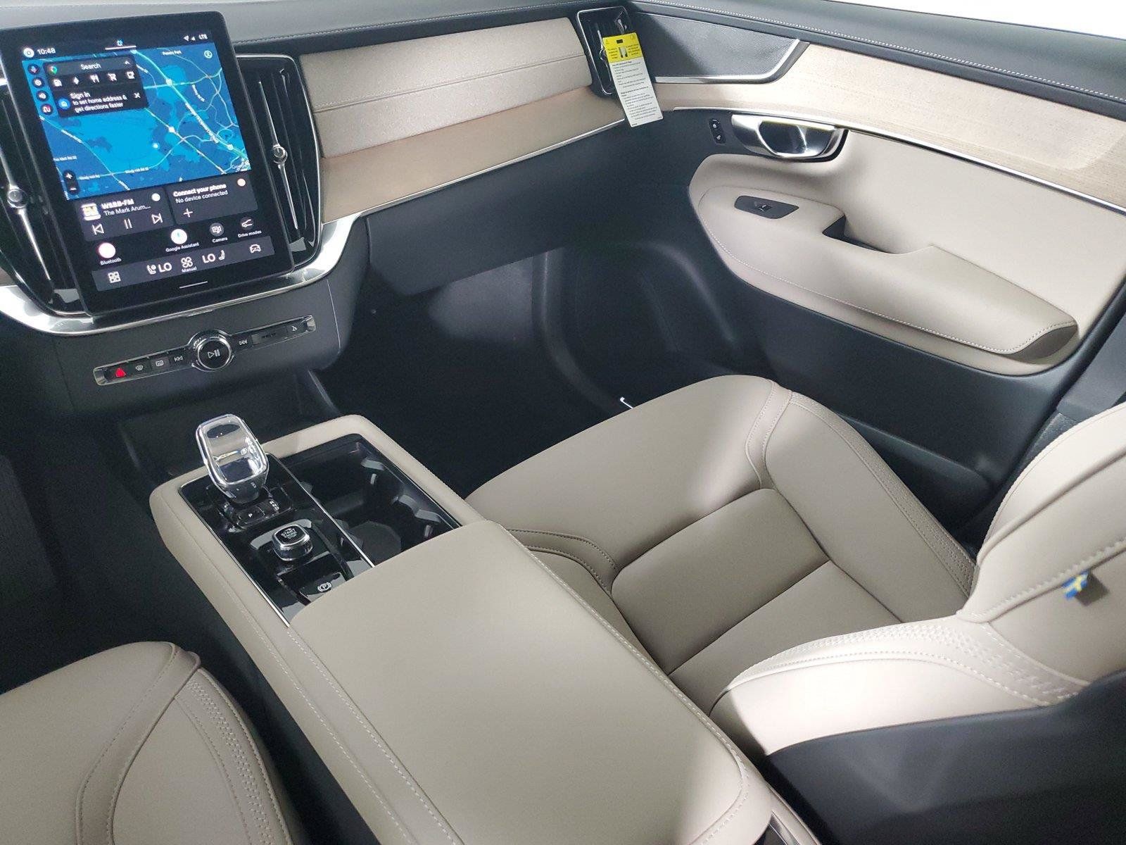 New 2026 Volvo XC90 T8 Core AWD/4WD image 17