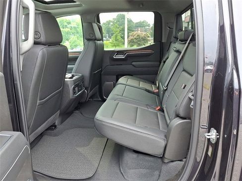 New 2025 GMC Sierra 1500 Denali w/ Denali Reserve Package image 6