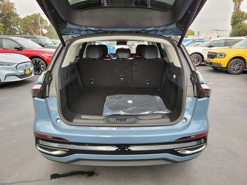 New 2026 Lincoln Nautilus Reserve AWD/4WD image 17