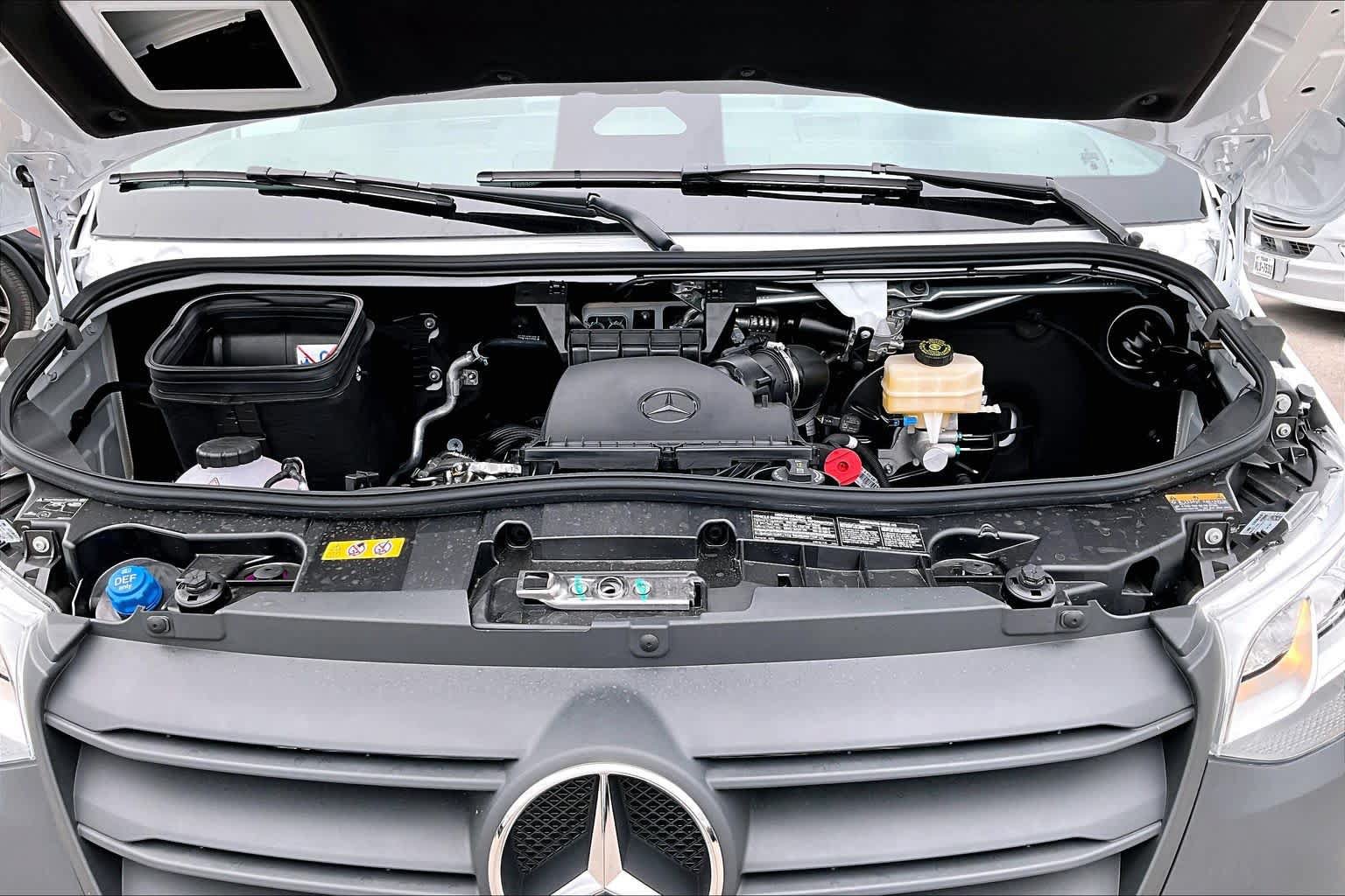 Used 2026 Mercedes-Benz Sprinter 2500 image 16