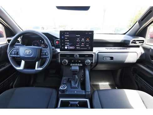 Used 2026 Toyota Tacoma TRD Off-Road AWD/4WD image 7