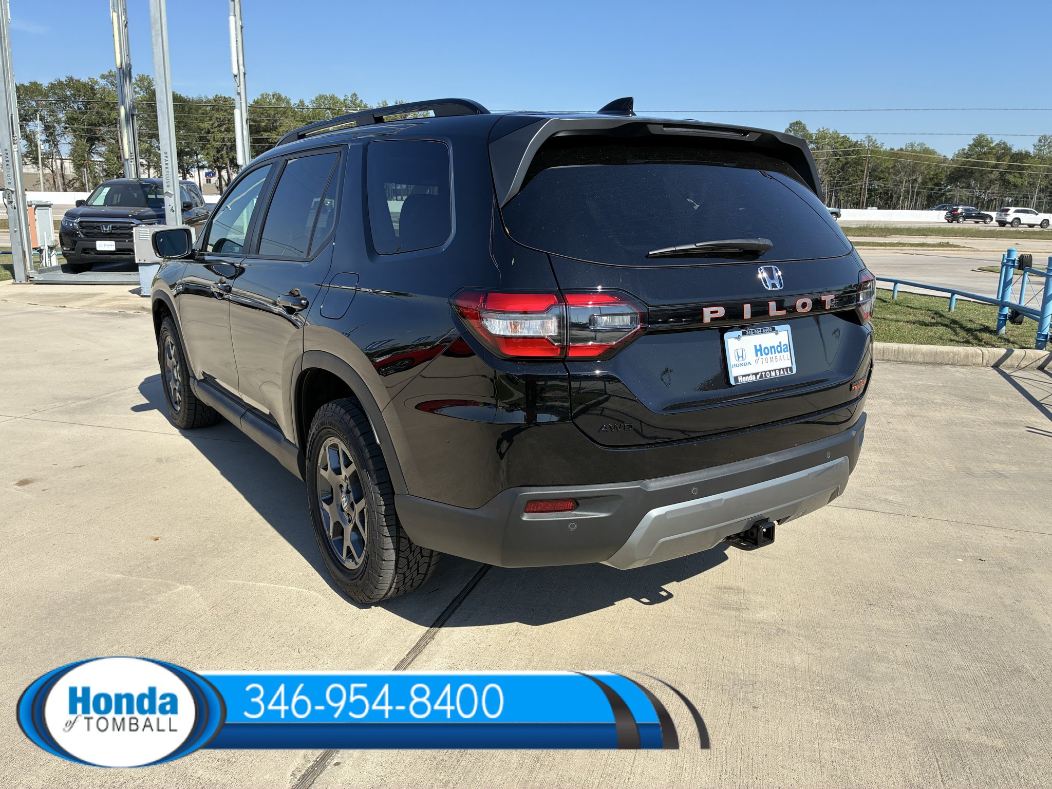 New 2026 Honda Pilot TrailSport image 4
