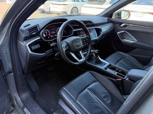 Used 2021 Audi Q3 2.0T Premium Plus w/ Premium Plus Package AWD/4WD image 3