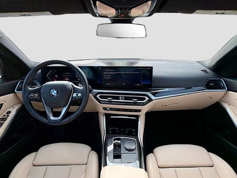 Used 2023 BMW 330i Sedan w/ Driving Assistance Package image 18