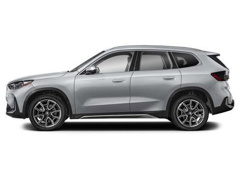 Used 2026 BMW X1 xDrive28i AWD/4WD image 3