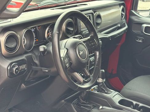 Used 2020 Jeep Wrangler Unlimited Sport S AWD/4WD image 14