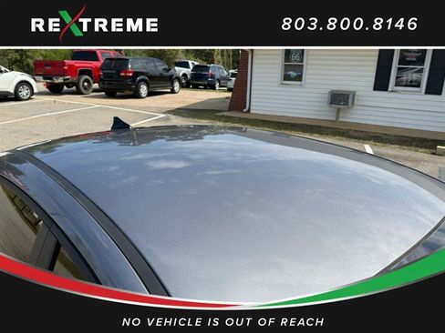 Used 2021 Hyundai Elantra SEL image 15