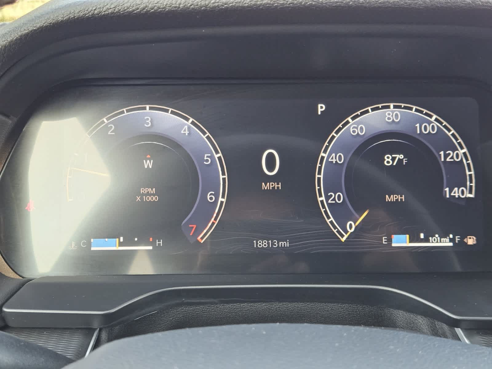 Used 2025 Jeep Grand Cherokee L Altitude RWD image 14
