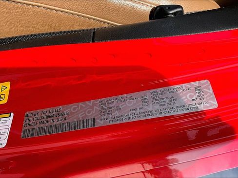 Used 2021 Jeep Wrangler Unlimited Rubicon 4xe w/ Steel Bumper Group image 31