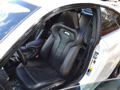 Used 2015 BMW M4 Coupe image 22