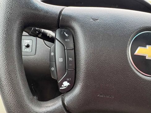 Used 2015 Chevrolet Impala LT w/ LT Sunroof Package FWD image 11