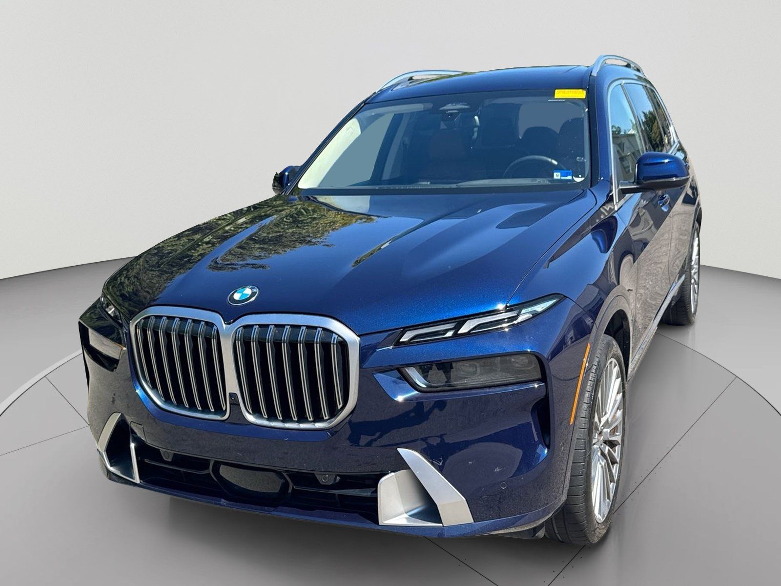 Used 2025 BMW X7 xDrive40i w/ Executive Package AWD/4WD image 5