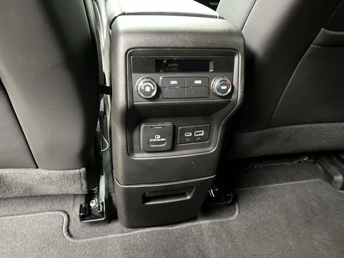 Certified 2023 GMC Acadia SLT AWD/4WD image 14