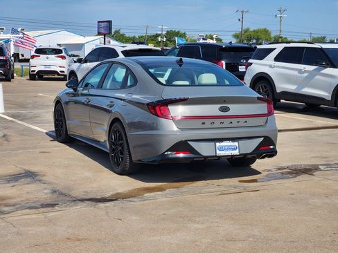 Used 2023 Hyundai Sonata SEL w/ Convenience Package FWD image 5