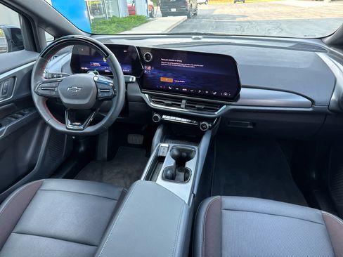 Certified 2024 Chevrolet Equinox EV RS image 6