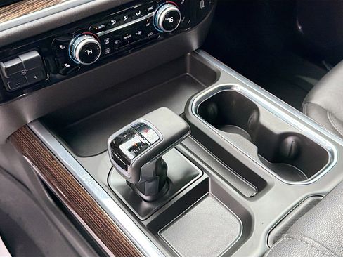 Used 2025 GMC Sierra 1500 Elevation w/ Elevation Premium Package image 27