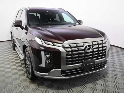 Used 2023 Hyundai Palisade Calligraphy w/ Cargo Package AWD/4WD image 9