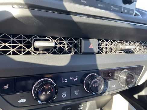 Certified 2023 Honda Accord EX image 24