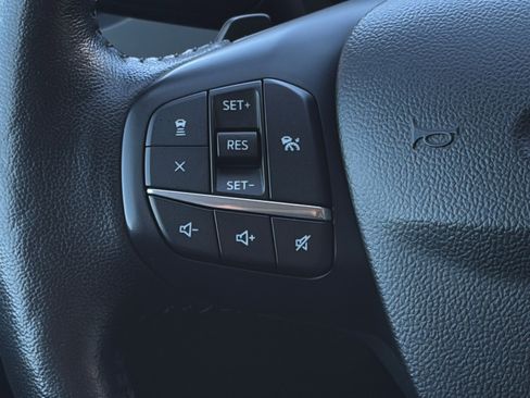 Used 2020 Ford Escape SEL image 17