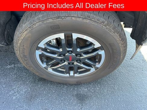 Used 2024 Toyota Tacoma TRD Sport RWD image 2