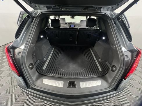Certified 2023 Cadillac XT5 Premium Luxury w/ LPO, Floor Liner Package AWD/4WD image 28