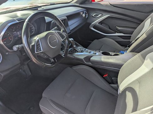 Used 2020 Chevrolet Camaro LT image 7