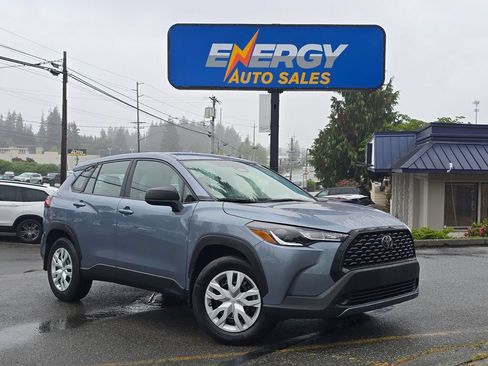Used 2023 Toyota Corolla Cross L AWD/4WD image 1