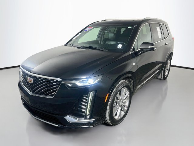 Used 2023 Cadillac XT6 Premium Luxury AWD/4WD image 4