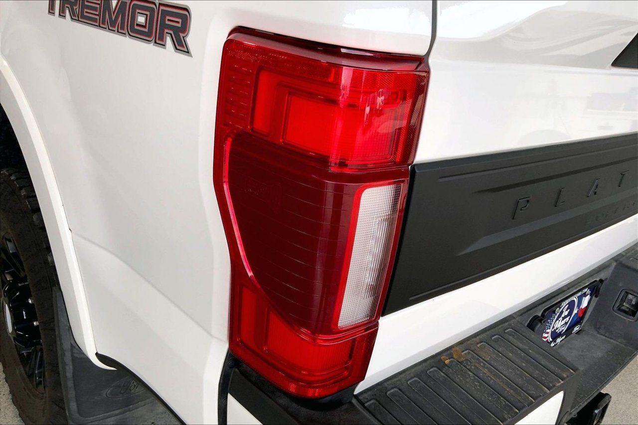 Used 2022 Ford F350 Platinum w/ Tremor Off-Road Package AWD/4WD image 13