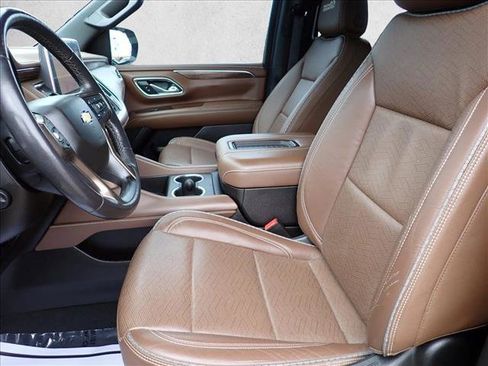 Used 2021 Chevrolet Tahoe High Country image 14