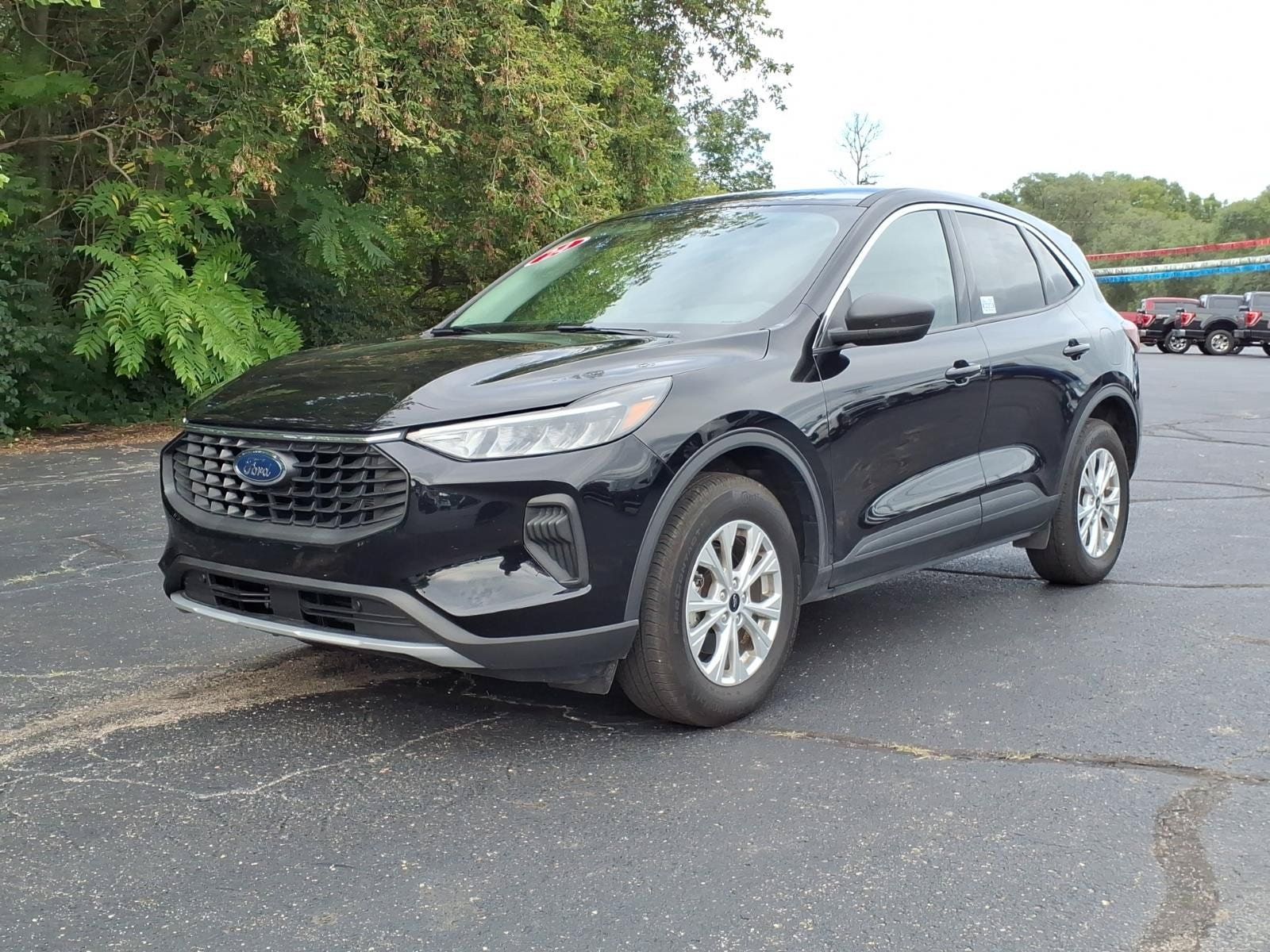 Certified 2024 Ford Escape Active AWD/4WD image 3