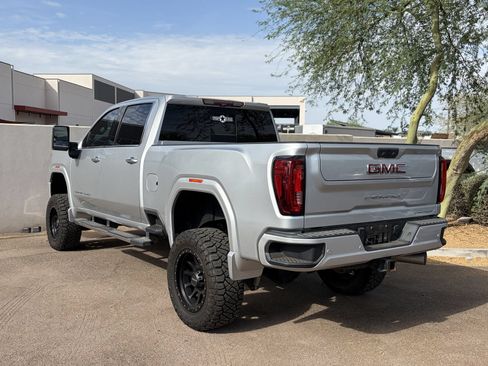 Used 2020 GMC Sierra 2500 Denali w/ Denali Ultimate Package AWD/4WD image 5