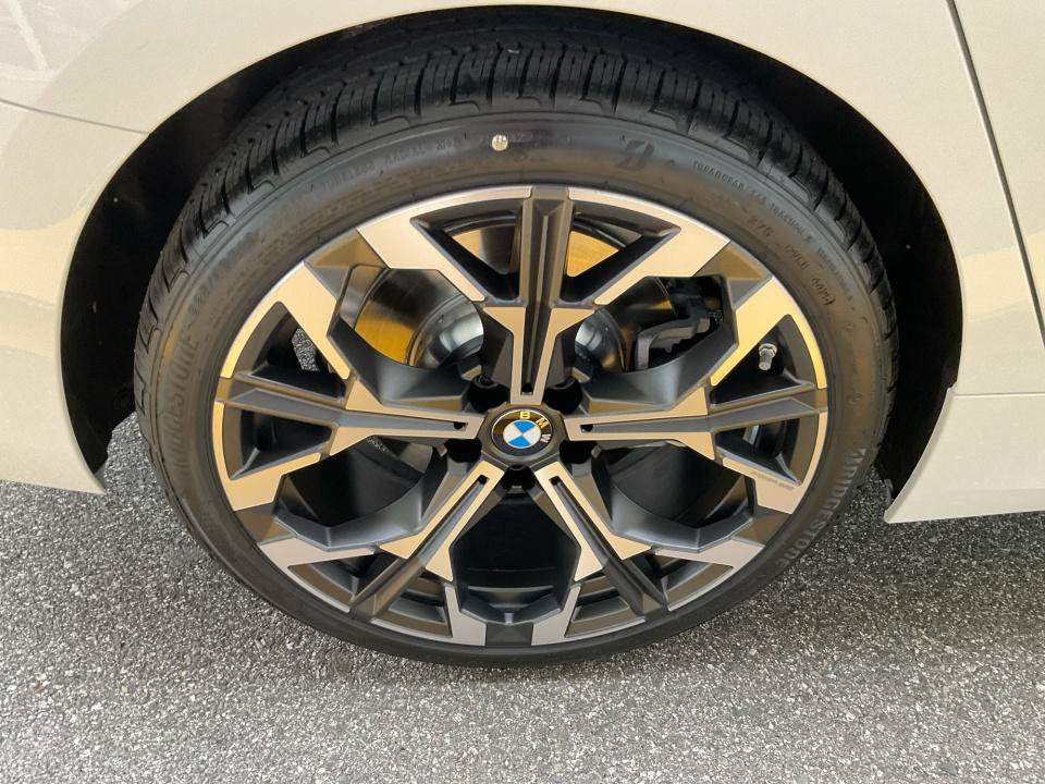 Used 2026 BMW 330i Sedan w/ Convenience Package RWD image 23