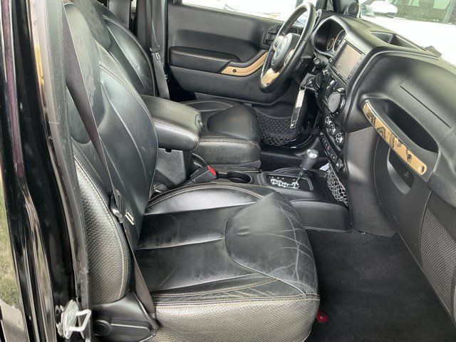 Used 2014 Jeep Wrangler Unlimited Sahara AWD/4WD image 20