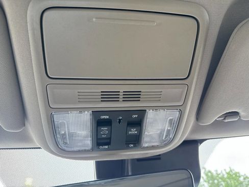 Used 2020 Honda Pilot EX-L image 30