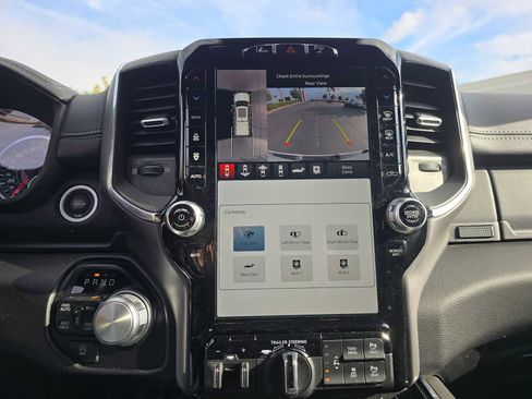 Used 2024 RAM 1500 Laramie image 27