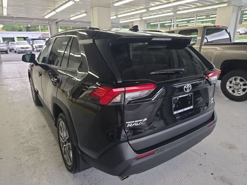 Used 2023 Toyota RAV4 XLE Premium AWD/4WD image 3