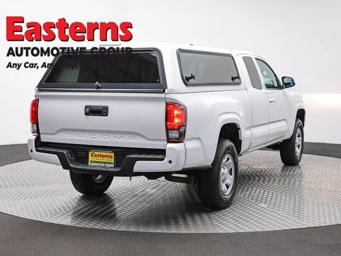 Used 2020 Toyota Tacoma SR w/ SR Convenience Package RWD image 5