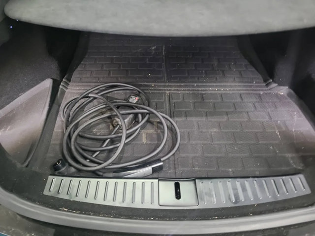 Used 2022 Tesla Model S Plaid AWD/4WD image 9