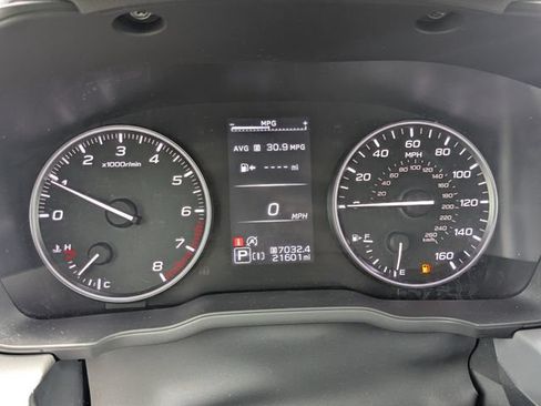 Used 2024 Subaru Crosstrek 2.0i Premium AWD/4WD image 34