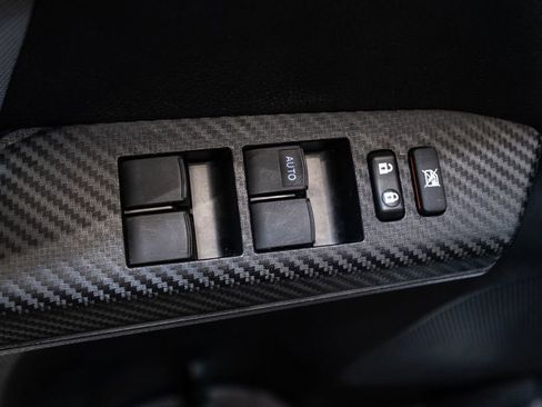 Used 2015 Toyota RAV4 XLE image 16