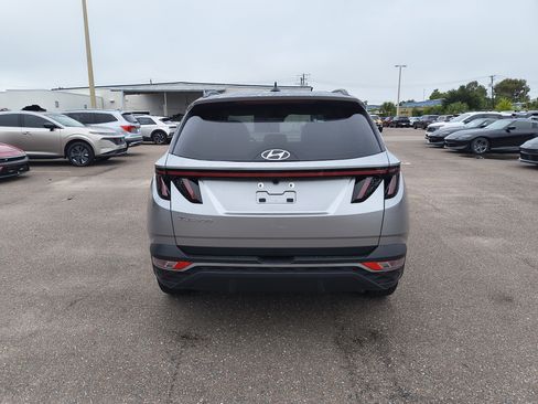 Certified 2024 Hyundai Tucson SEL w/ Convenience Package FWD image 5