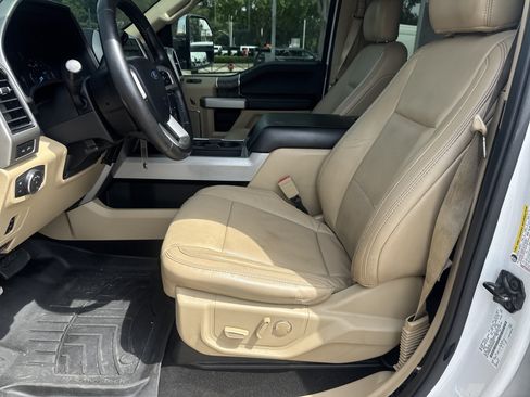 Used 2019 Ford F250 Lariat w/ Chrome Package AWD/4WD image 10