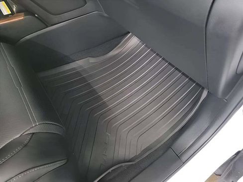 Used 2022 Honda CR-V Touring image 36