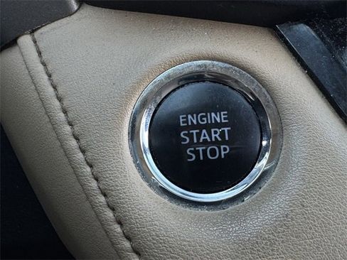 Used 2018 Toyota RAV4 Limited w/ All Weather Liner Package image 21