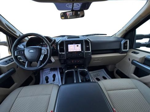 Used 2016 Ford F150 XLT w/ Equipment Group 302A Luxury AWD/4WD image 29